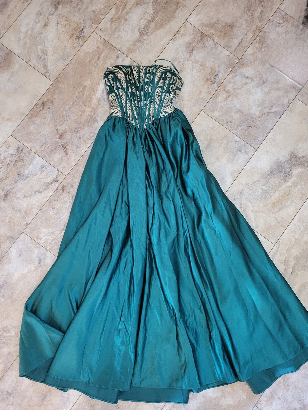 Strapless Emerald Green Evening Gown